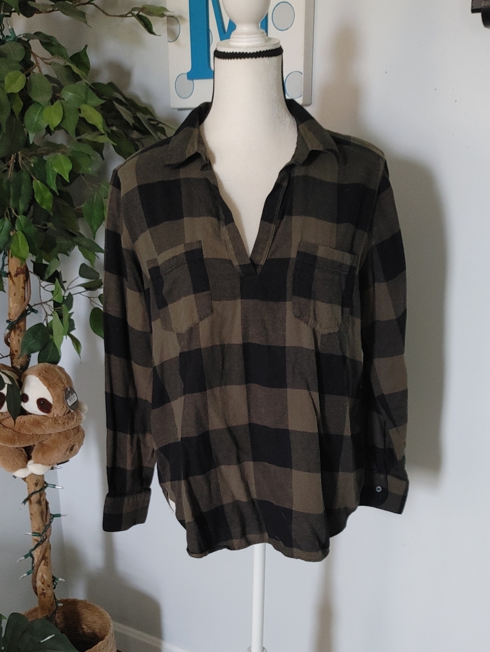 LOFT Black and Olive Plaid Tunic Shirt L